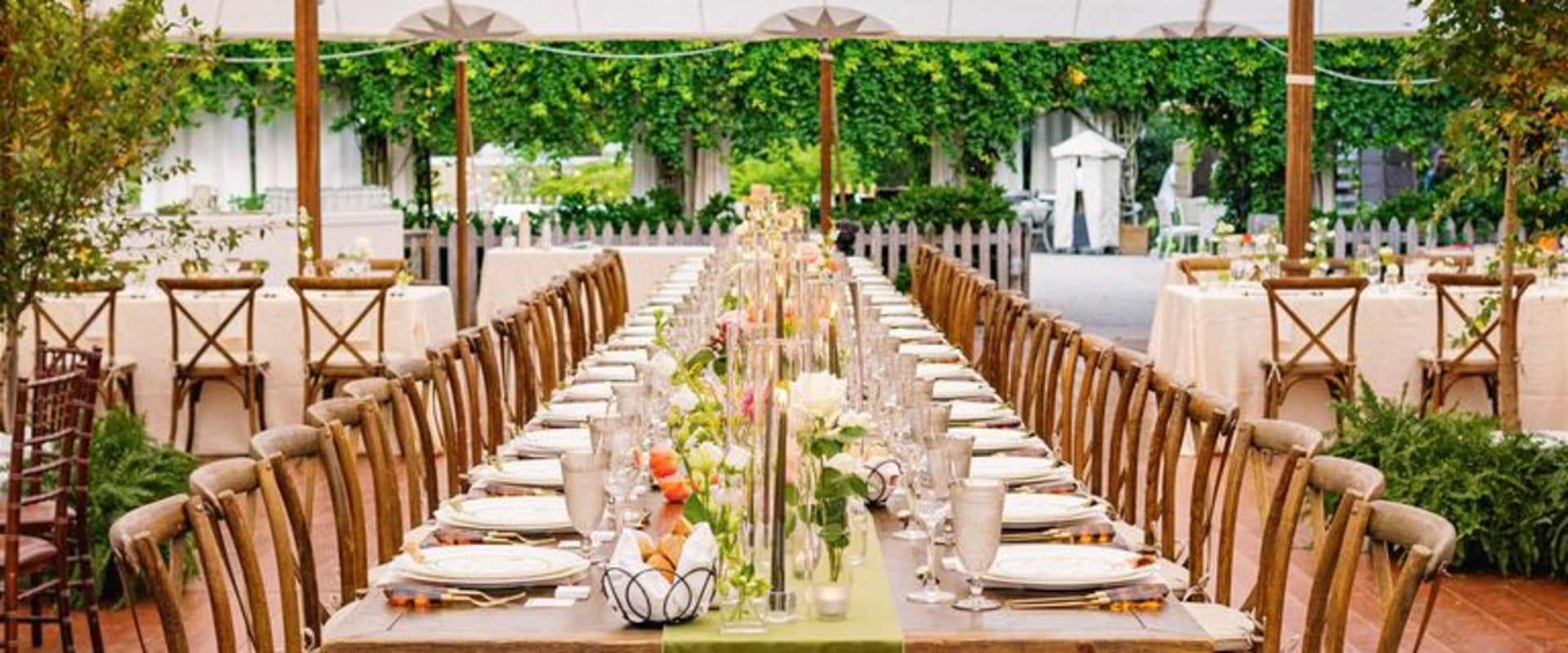 When to Book a Wedding Event Planner: Expert Tips